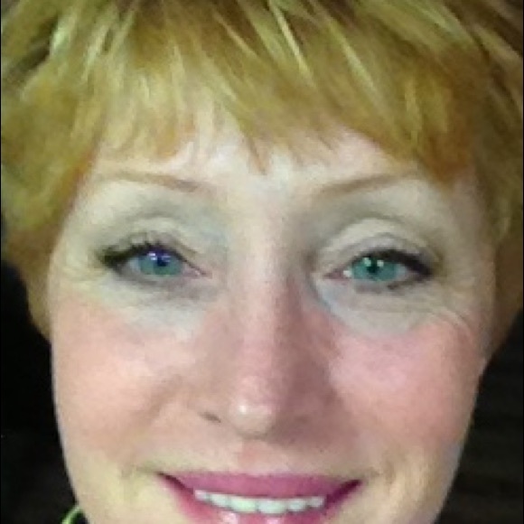 Meet your Posher, Mary - Picture 1 of 1